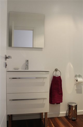 Bathroom for single room
