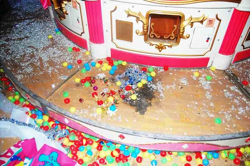 dream palace (floor) (small)